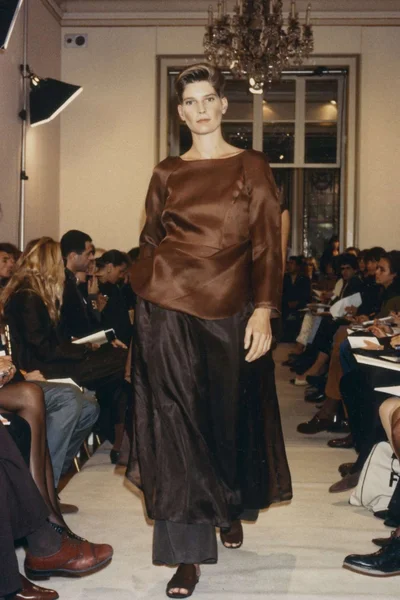 Look 49